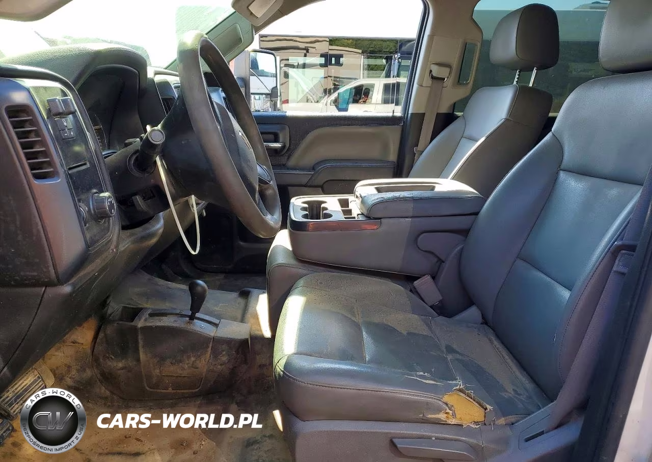 2015 Chevrolet Silverado K3500 VIN:1GB4KYC89FF640634 - 7