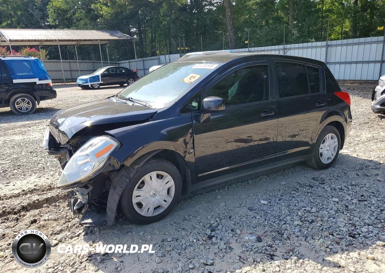 2012 Nissan Versa 1.8 S – zdjęcie 1 z 13