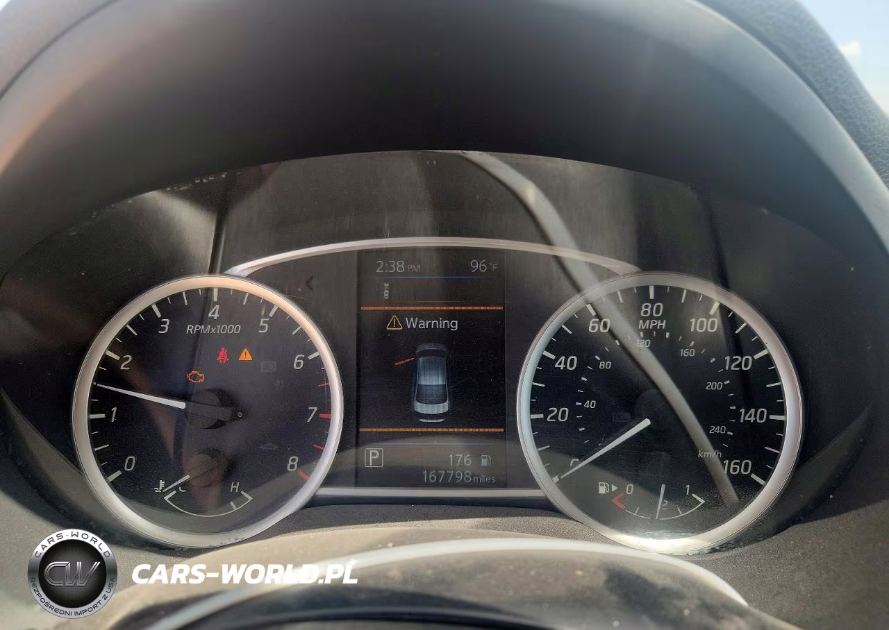 2019 Nissan Sentra S VIN:3N1AB7AP3KY210753 - 9