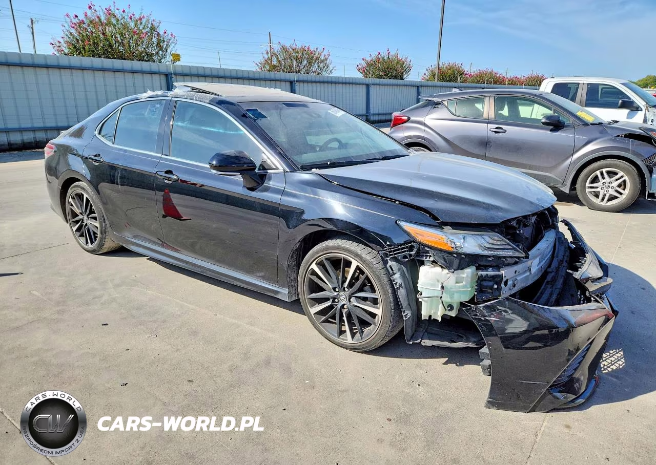 2019 Toyota Camry Xse VIN:4T1B61HKXKU782639 - 4
