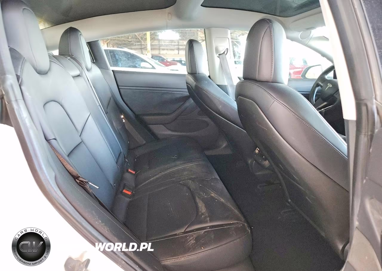 2018 Tesla Model 3 VIN:5YJ3E1EA0JF011220 - 10