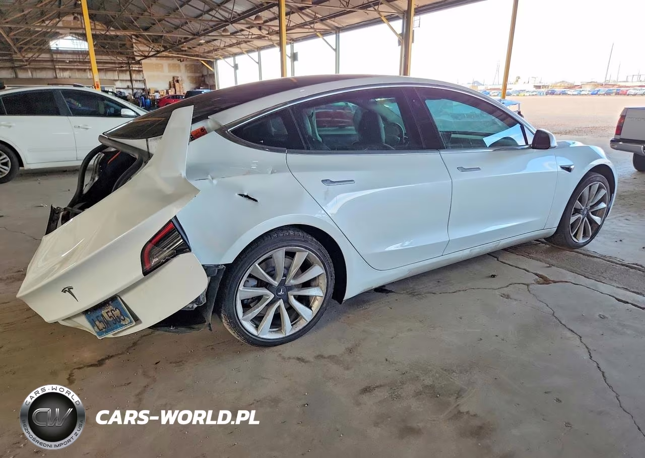 2018 Tesla Model 3 VIN:5YJ3E1EA0JF011220 - 3