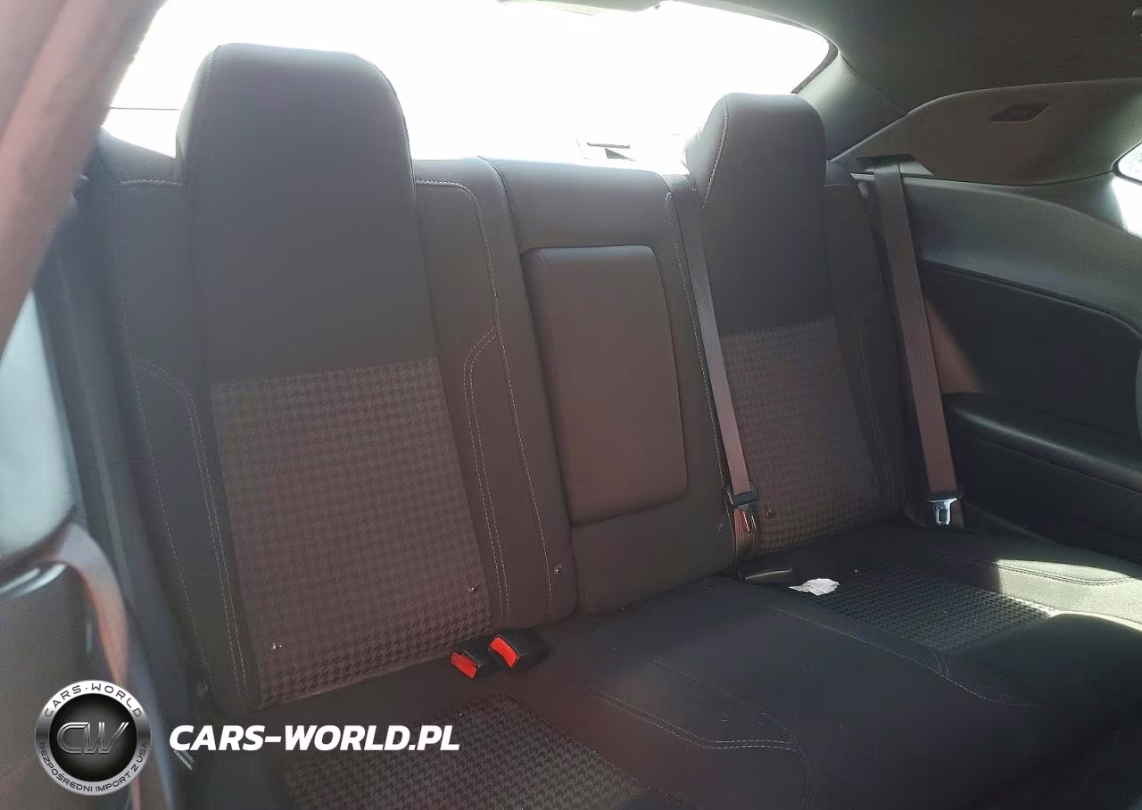 2016 Dodge Challenger Sxt VIN:2C3CDZAG6GH275772 - 10