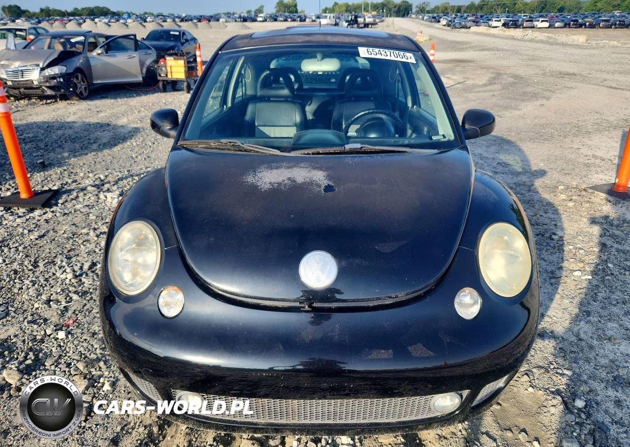 2002 Volkswagen New Beetle Turbo S VIN:3VWFE21C52M445542 - 5