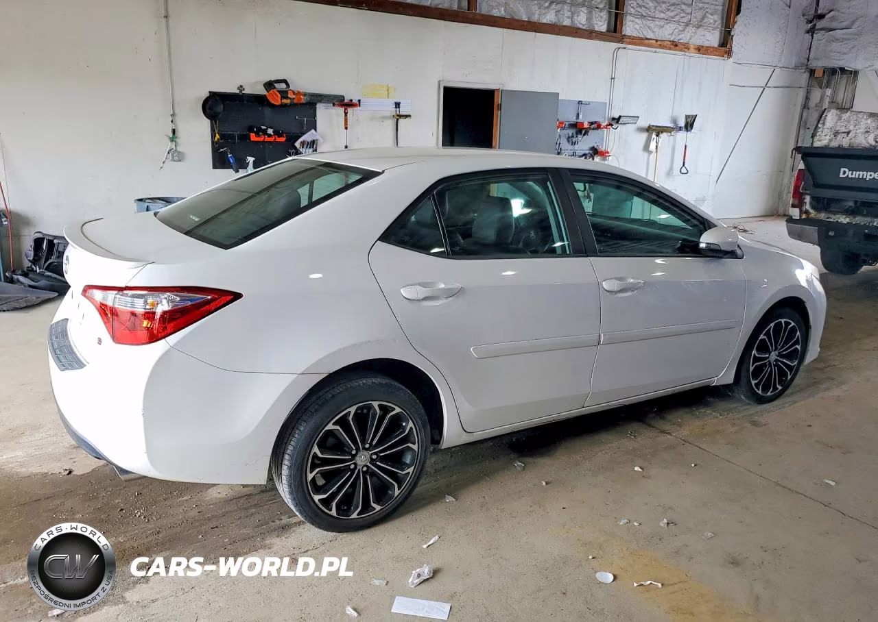 2016 Toyota Corolla S Plus VIN:2T1BURHE8GC594337 - 3