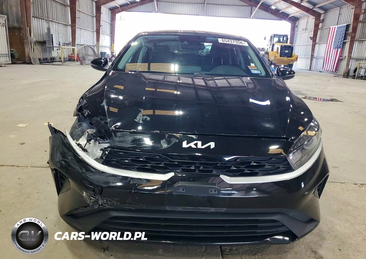 2024 Kia Forte Lxs VIN:3KPF24AD9RE810986 - 5