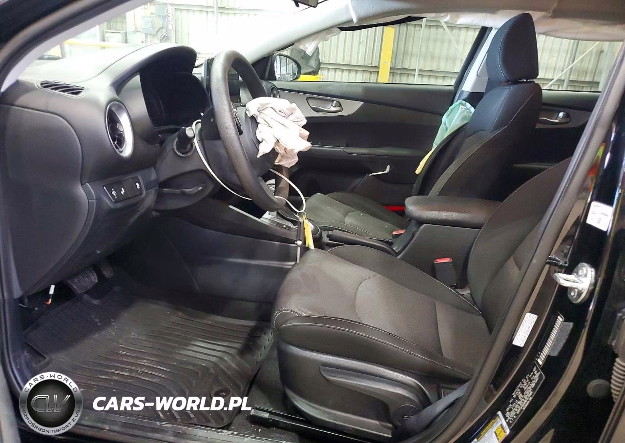 2024 Kia Forte Lxs VIN:3KPF24AD9RE810986 - 7