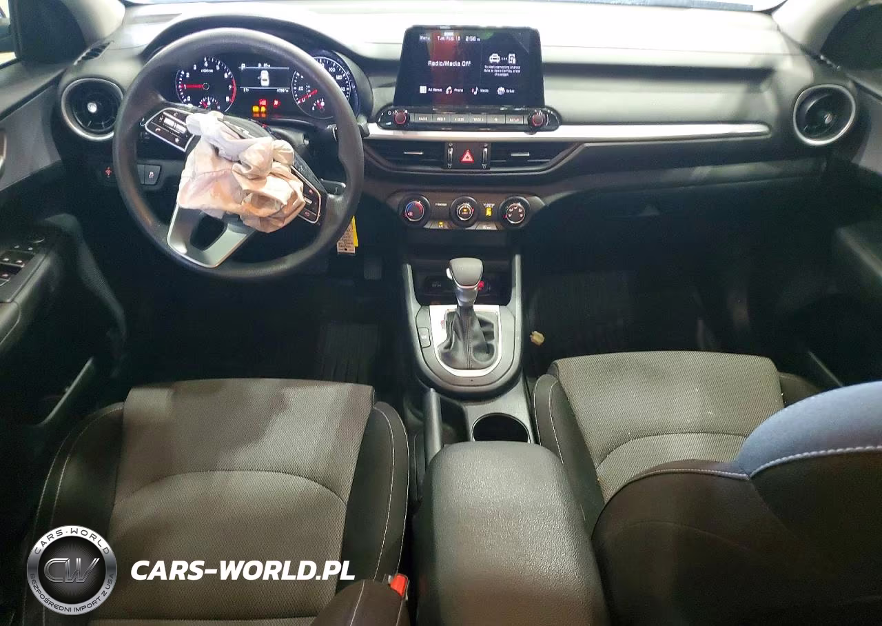 2024 Kia Forte Lxs VIN:3KPF24AD9RE810986 - 8