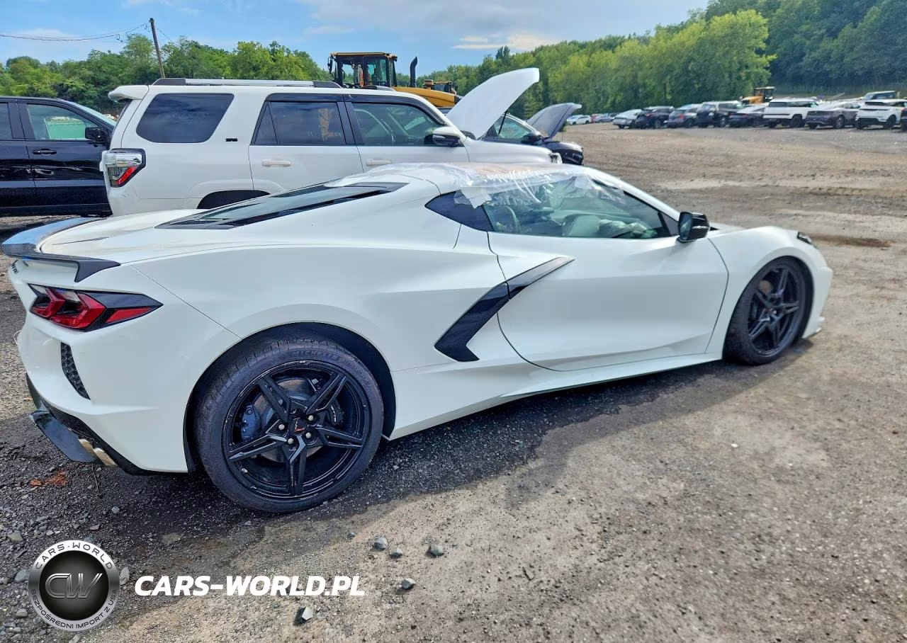2024 Chevrolet Corvette Stingray 2Lt VIN:1G1YB2D46R5117015 - 3