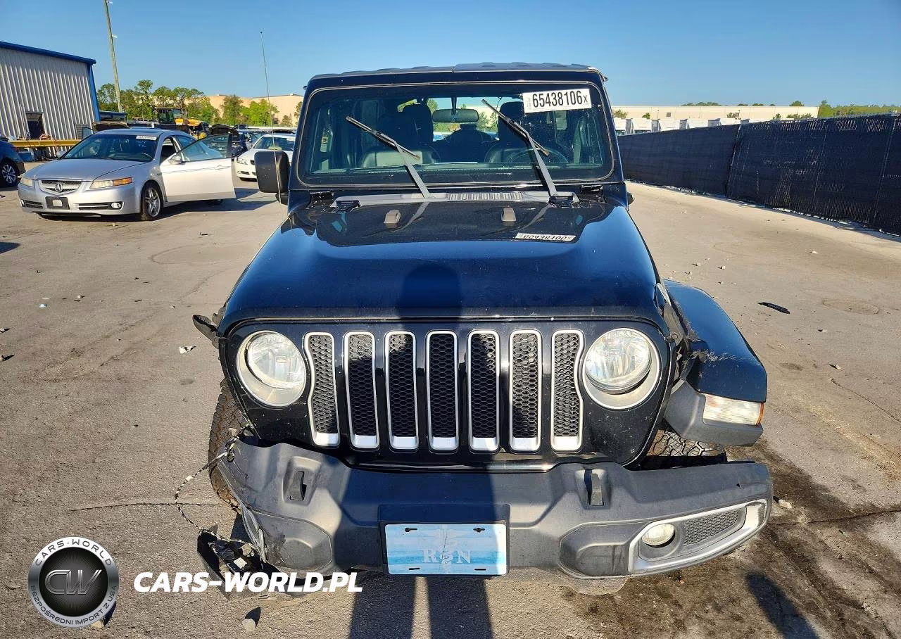 2018 Jeep Wrangler Unlimited Sahara VIN:1C4HJXEG1JW121827 - 5