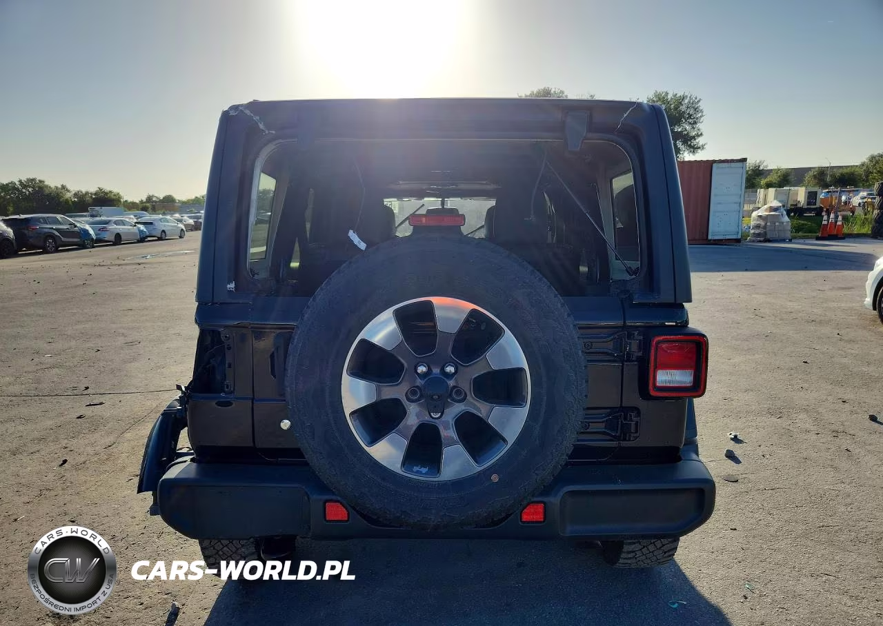 2018 Jeep Wrangler Unlimited Sahara VIN:1C4HJXEG1JW121827 - 6