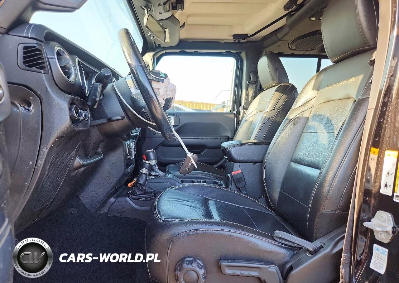2018 Jeep Wrangler Unlimited Sahara VIN:1C4HJXEG1JW121827 - 7
