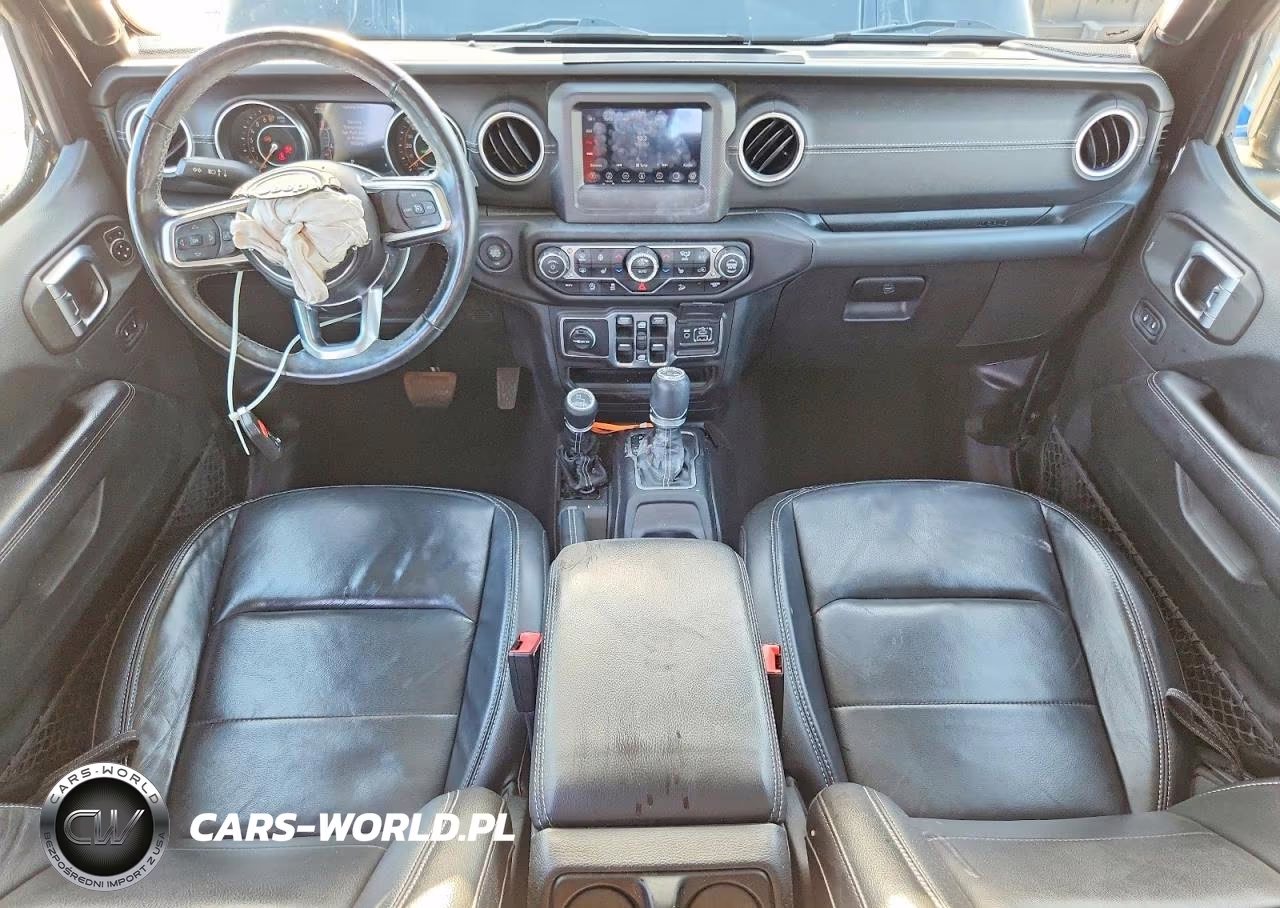 2018 Jeep Wrangler Unlimited Sahara VIN:1C4HJXEG1JW121827 - 8