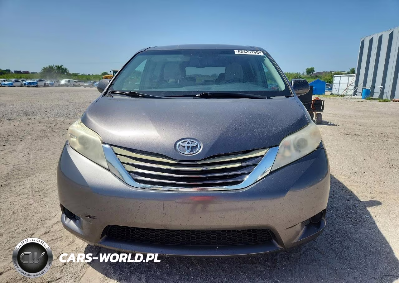 2017 Toyota Sienna Le VIN:5TDKZ3DC0HS870196 - 5