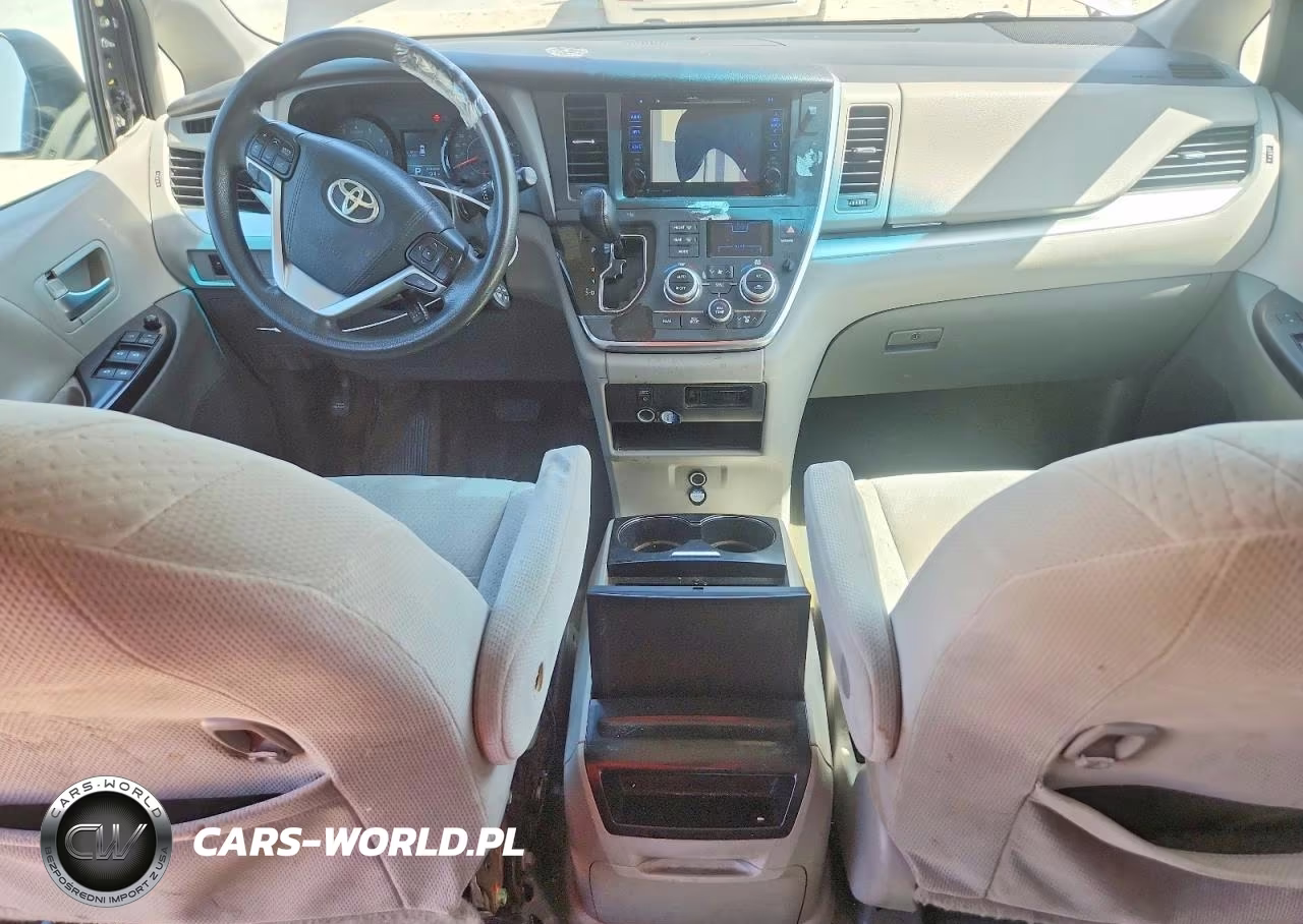 2017 Toyota Sienna Le VIN:5TDKZ3DC0HS870196 - 8
