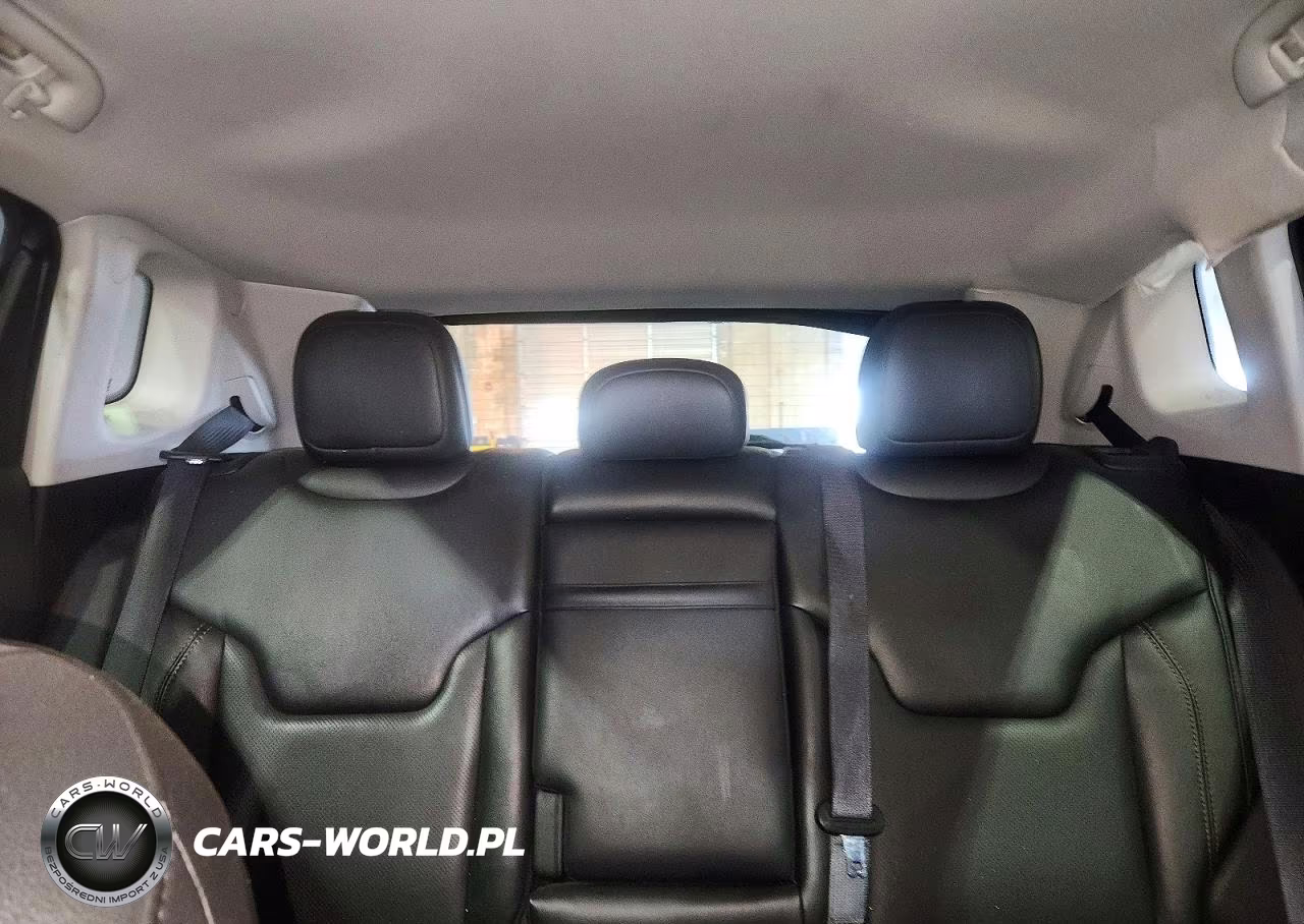 2019 Jeep Compass Limited VIN:3C4NJDCB2KT653832 - 10