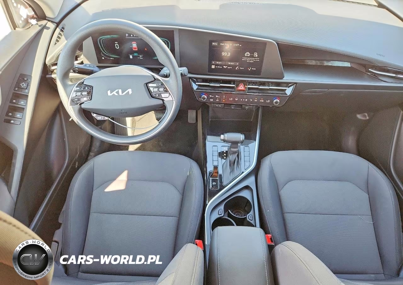2026 Kia Niro Lx VIN:KNDCP3LE3T5319353 - 8
