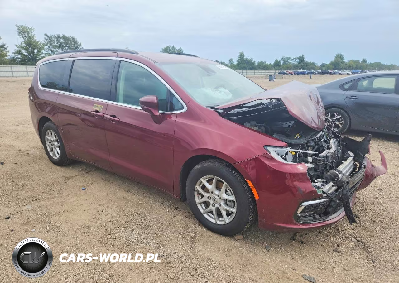 2022 Chrysler Pacifica Touring L VIN:2C4RC1BGXNR154548 - 4