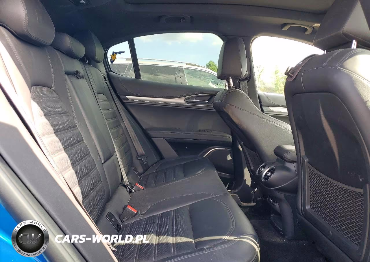 2022 Alfa Romeo Stelvio Ti VIN:ZASPAKBN2N7D29756 - 11
