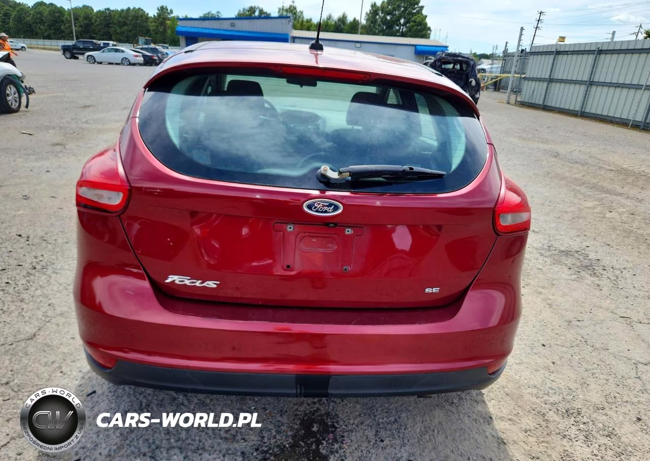 2017 Ford Focus Se VIN:1FADP3K2XHL317717 - 6