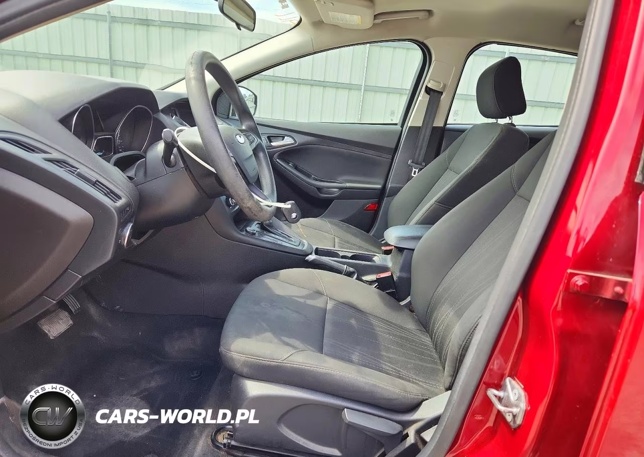 2017 Ford Focus Se VIN:1FADP3K2XHL317717 - 7
