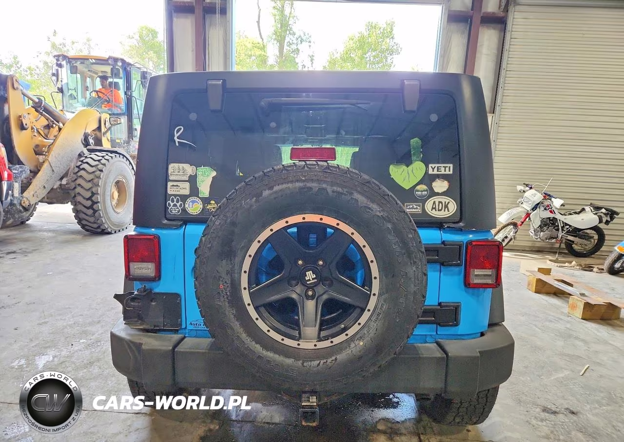 2017 Jeep Wrangler Unlimited Sport VIN:1C4BJWDG5HL611961 - 6