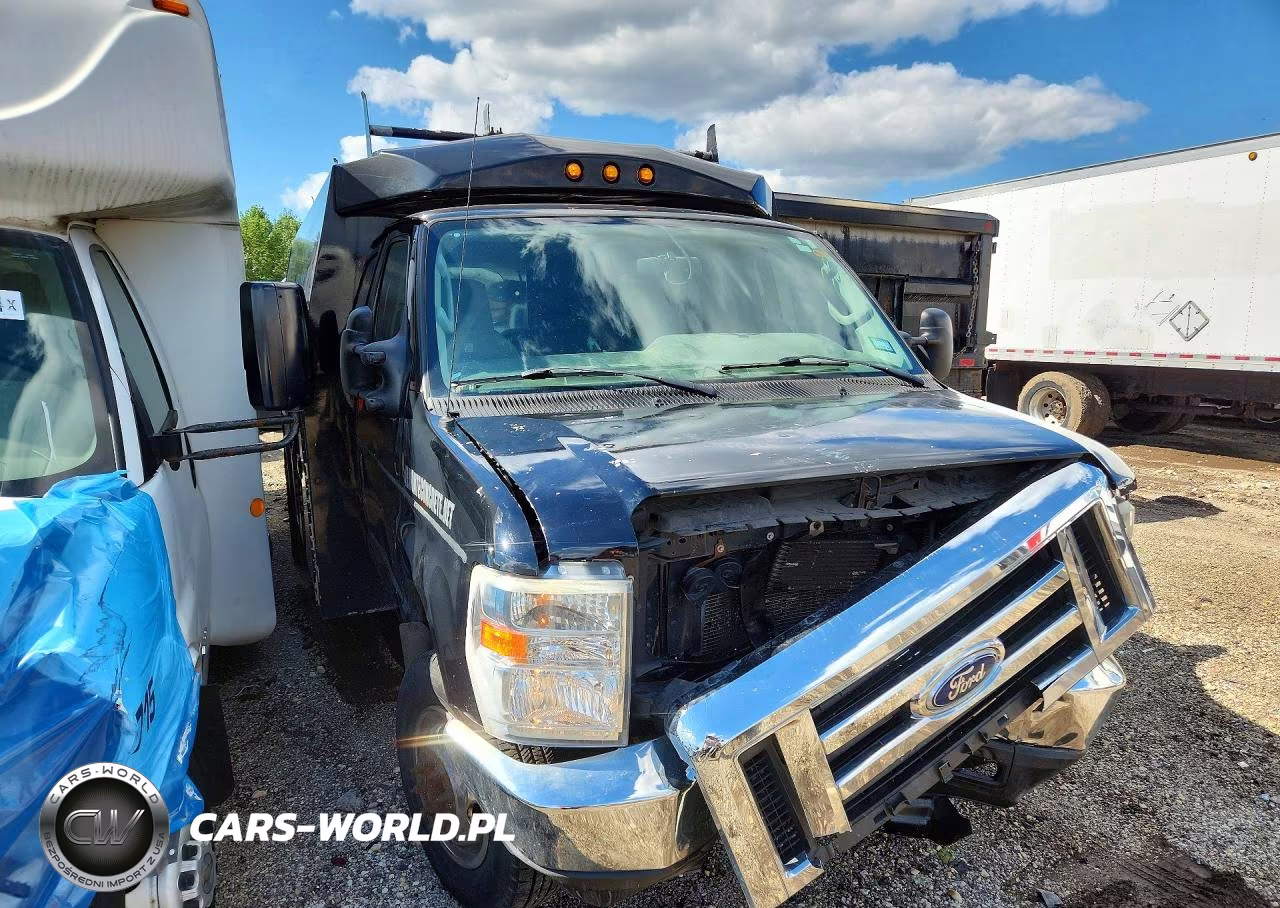 2016 Ford Econoline E450 Super Duty Cutaway Van VIN:1FDXE4FS3GDC33689 - 4