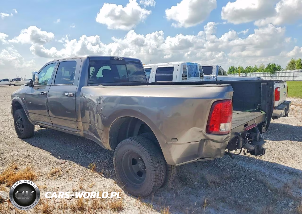 2017 Ram 3500 Laramie VIN:3C63RRJL7HG566395 - 2