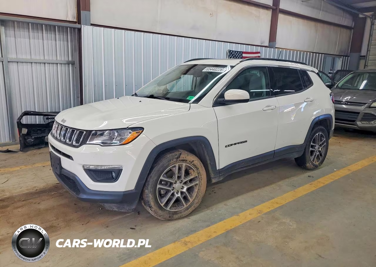 2020 Jeep Compass Latitude VIN:3C4NJCBB3LT258779 - 1