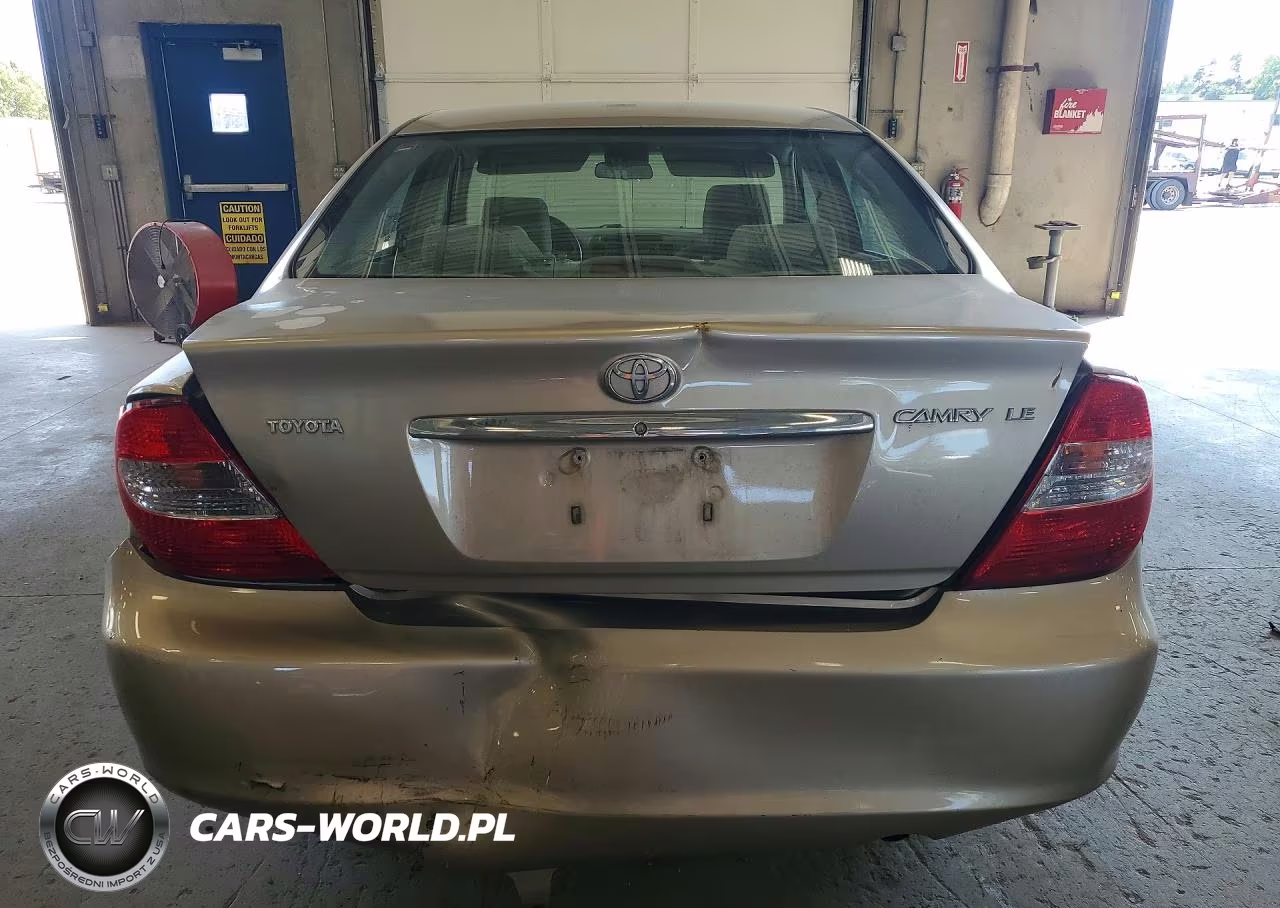 2002 Toyota Camry Le VIN:4T1BE32K22U033650 - 6