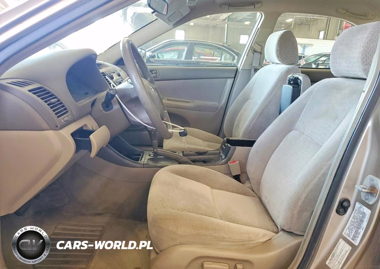 2002 Toyota Camry Le VIN:4T1BE32K22U033650 - 7