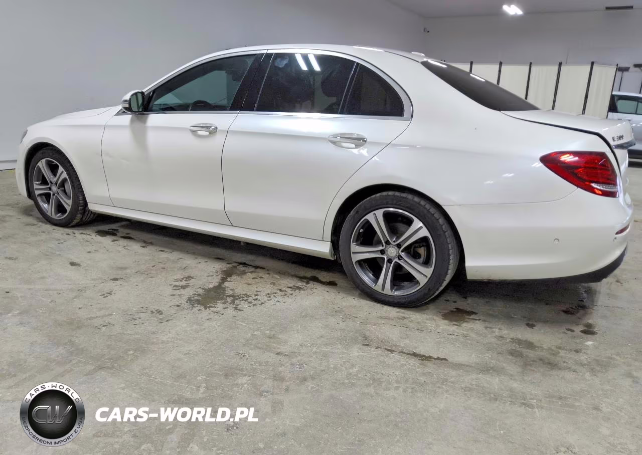 2017 Mercedes-Benz E 300 4Matic VIN:WDDZF4KB9HA173961 - 2