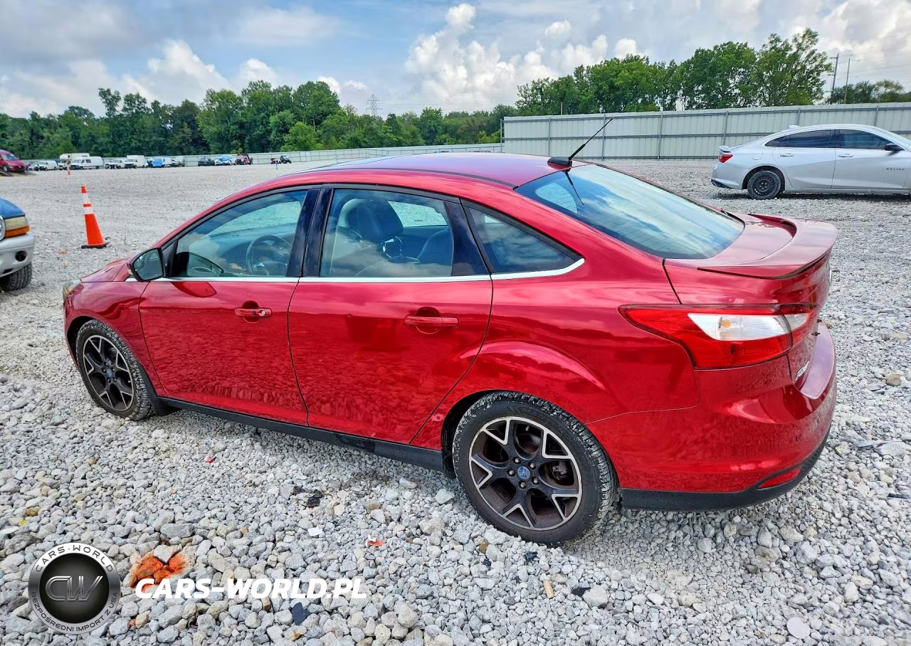 2012 Ford Focus Titanium VIN:1FAHP3J21CL167086 - 2