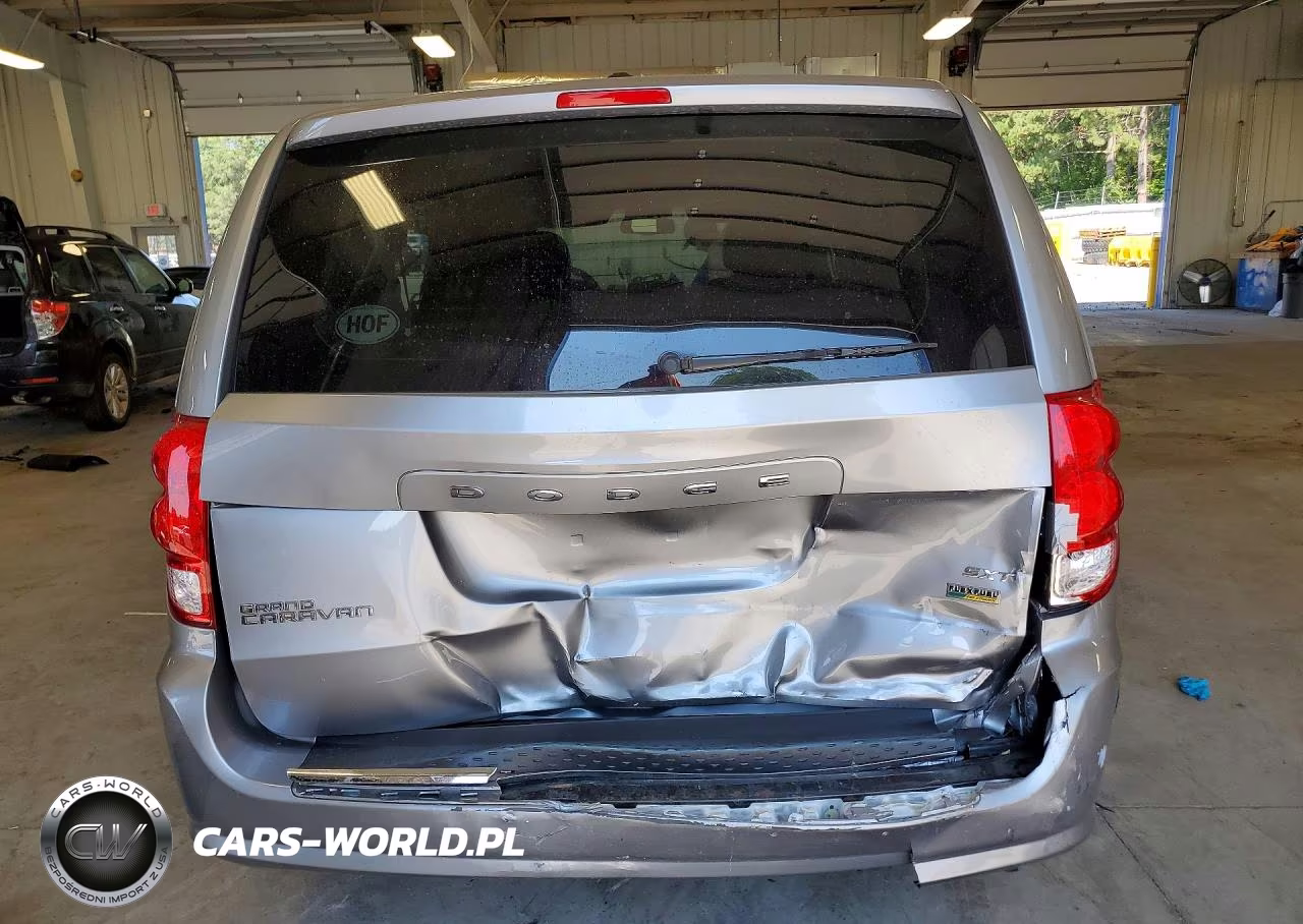 2017 Dodge Grand Caravan Sxt VIN:2C4RDGCGXHR824442 - 6