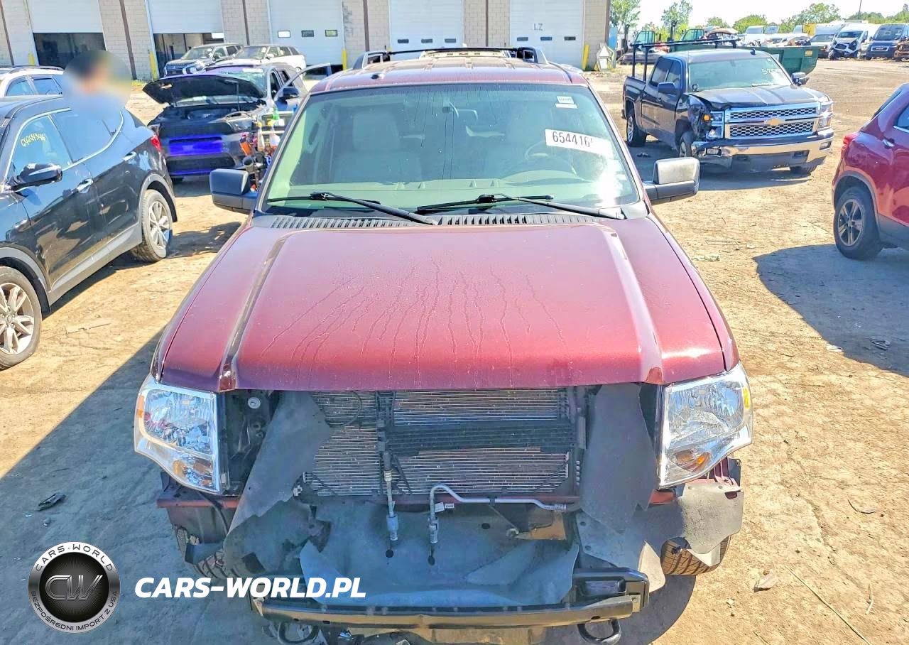 2010 Ford Expedition Xlt VIN:1FMJU1G55AEB54638 - 5