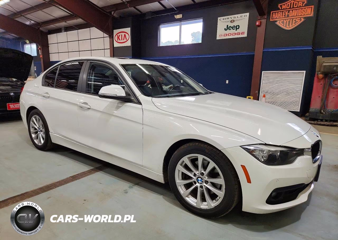 2016 BMW 320 Xi VIN:WBA8E5G55GNT93037 - 4