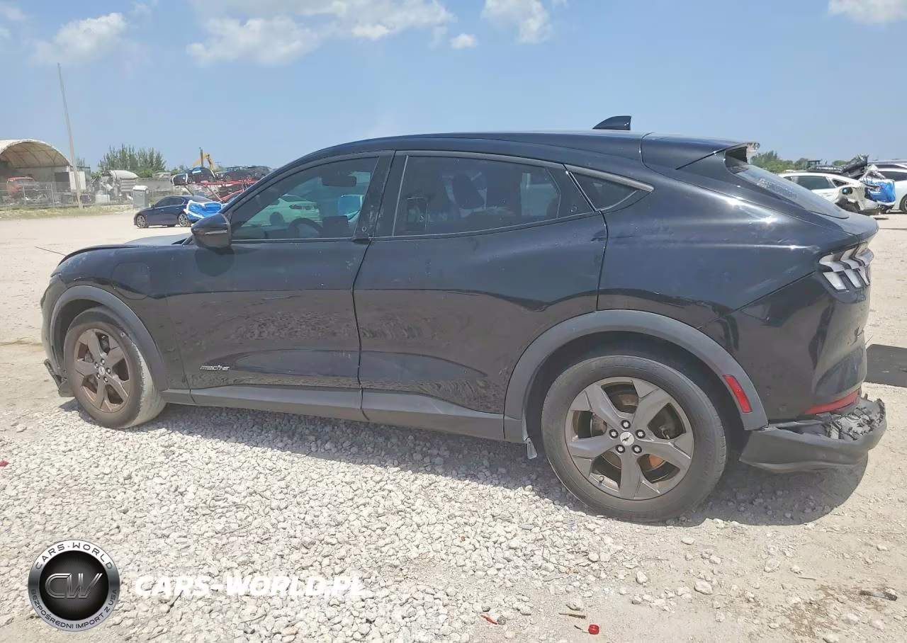 2022 Ford Mustang Mach-E Select VIN:3FMTK1RM8NMA11766 - 2