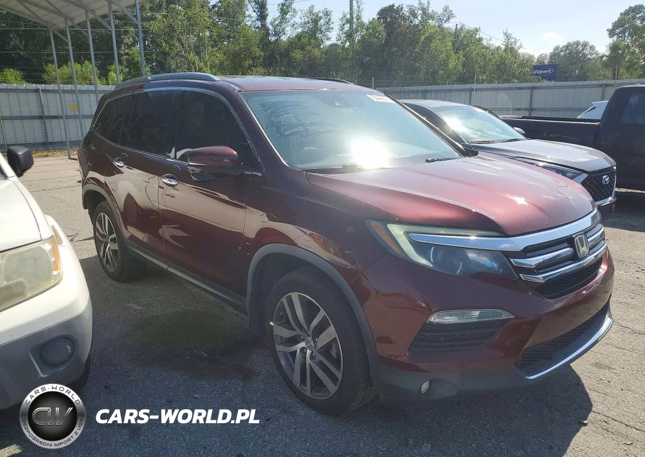 2018 Honda Pilot Touring VIN:5FNYF5H94JB003892 - 4