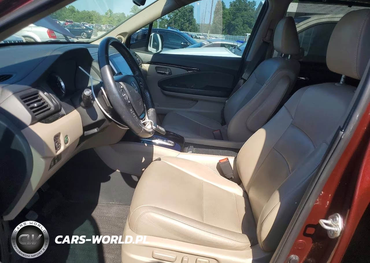 2018 Honda Pilot Touring VIN:5FNYF5H94JB003892 - 7