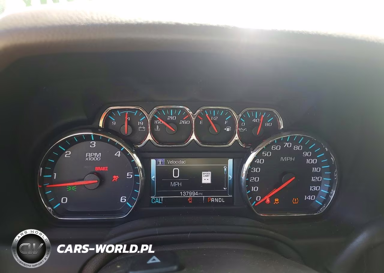 2017 Chevrolet Tahoe K1500 Premier VIN:1GNSKCKC5HR259223 - 9