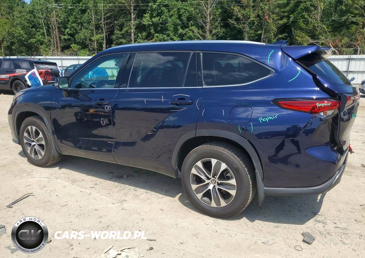 2021 Toyota Highlander Xle VIN:5TDHZRBH8MS104903 - 2