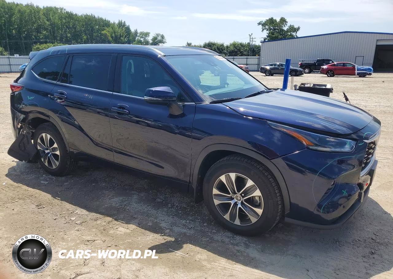 2021 Toyota Highlander Xle VIN:5TDHZRBH8MS104903 - 4