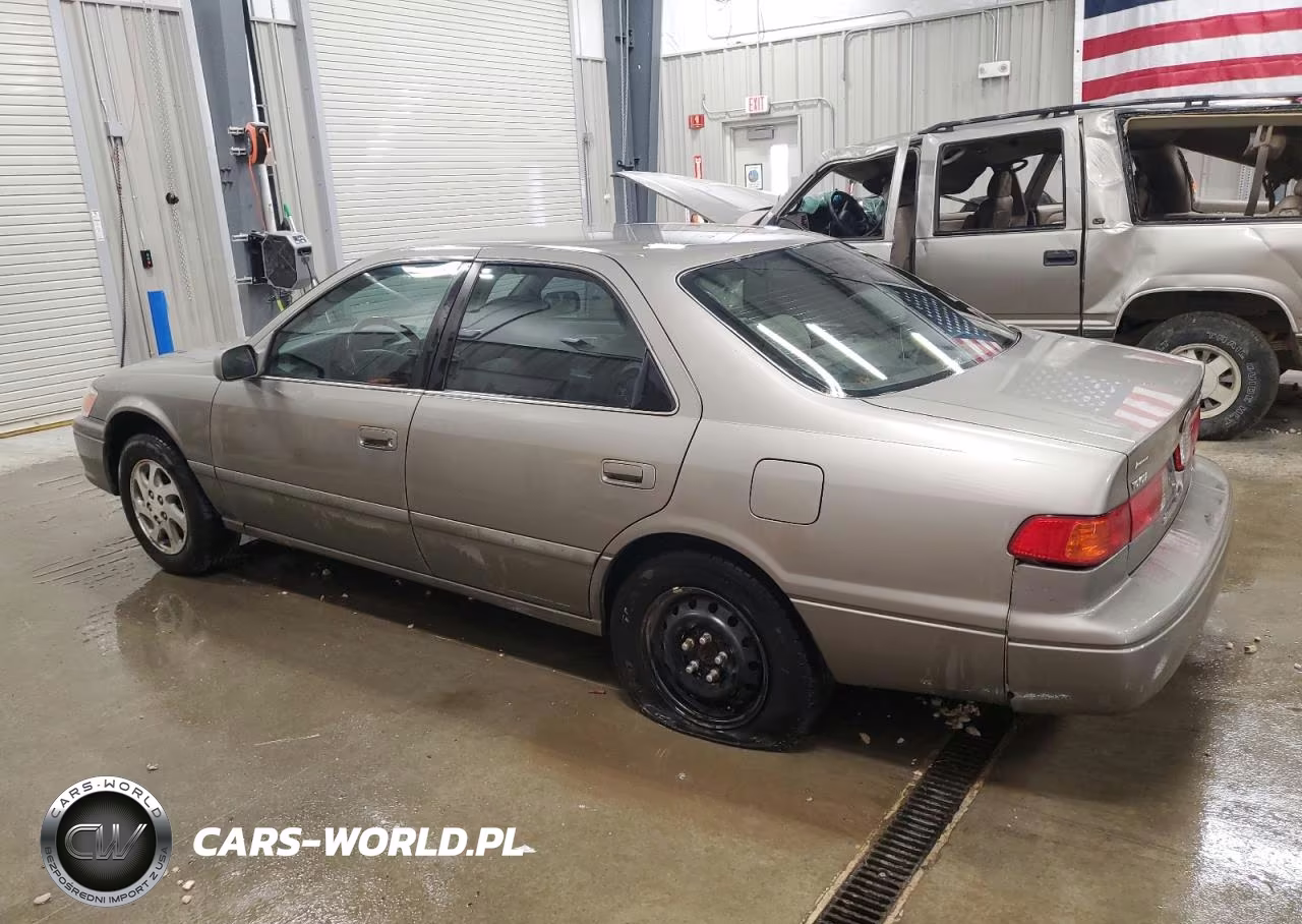 2000 Toyota Camry VIN:4T1BF22K8YU107797 - 2