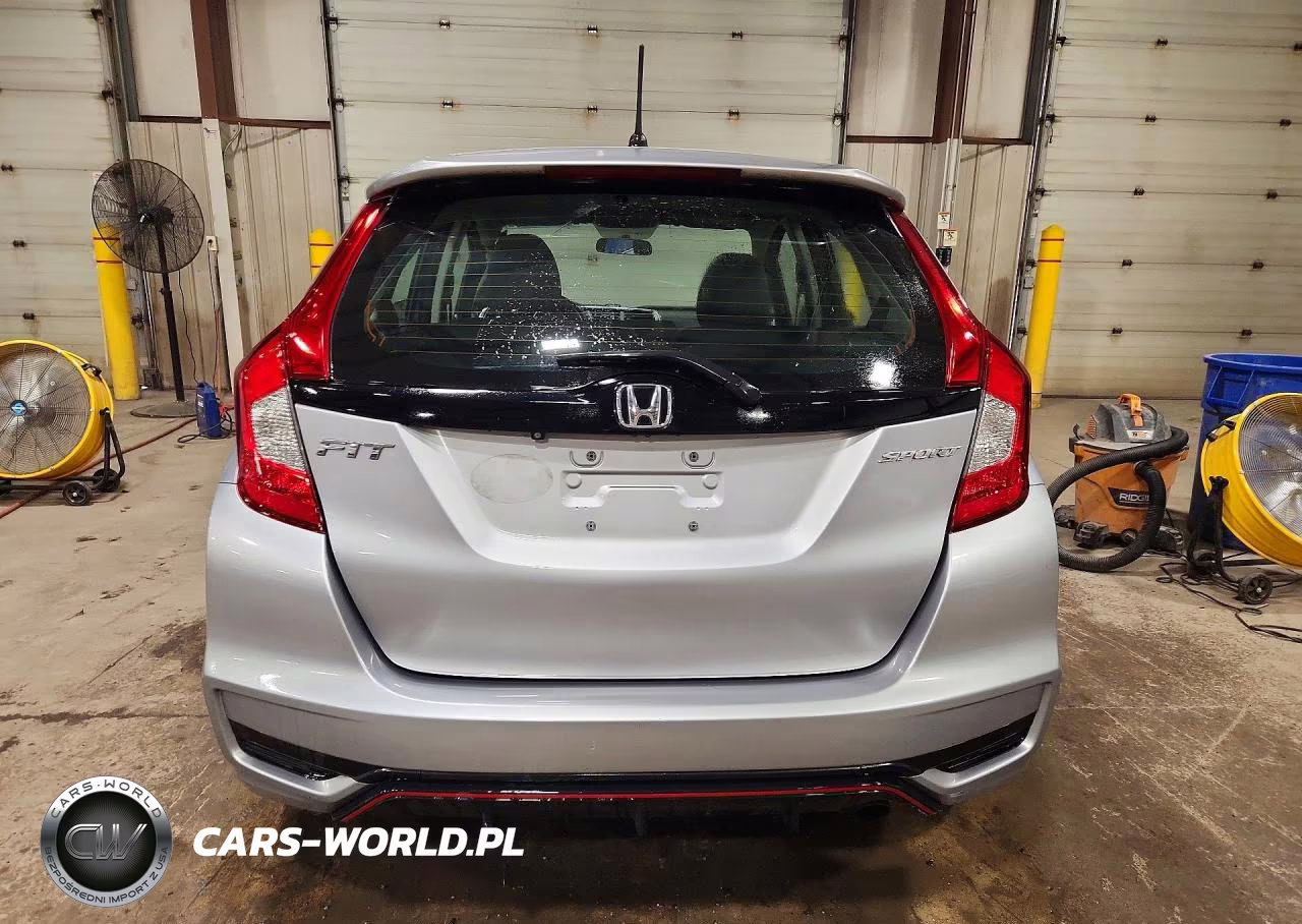 2018 Honda Fit Sport VIN:3HGGK5G66JM716093 - 6