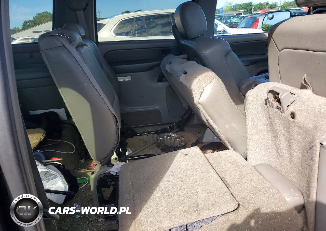 2003 Chevrolet Suburban K2500 VIN:3GNGK26G73G168542 - 11