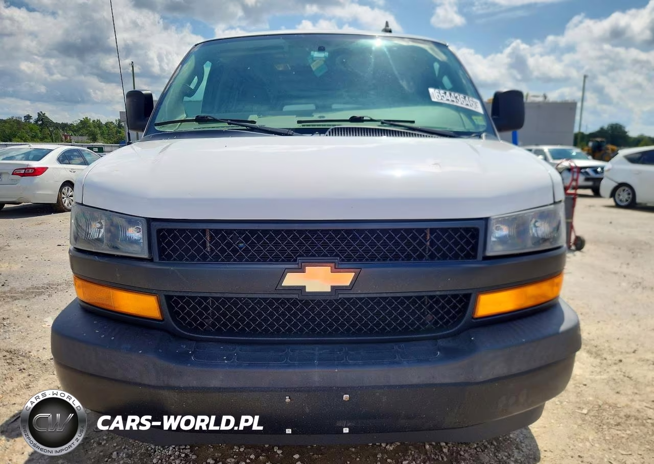 2019 Chevrolet Express 2500 Cargo Delivery Van VIN:1GCWGAFP0K1369535 - 5