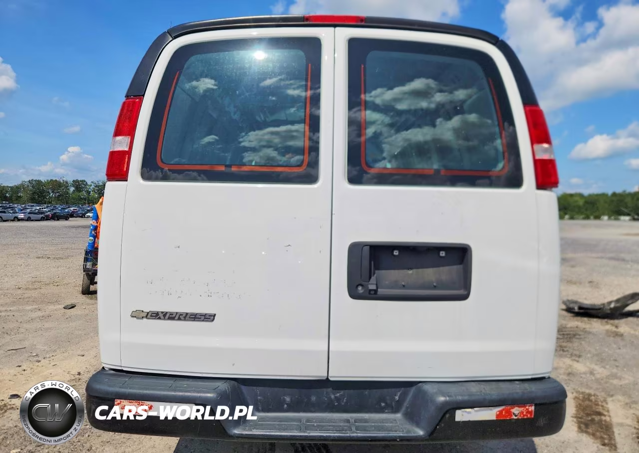 2019 Chevrolet Express 2500 Cargo Delivery Van VIN:1GCWGAFP0K1369535 - 6