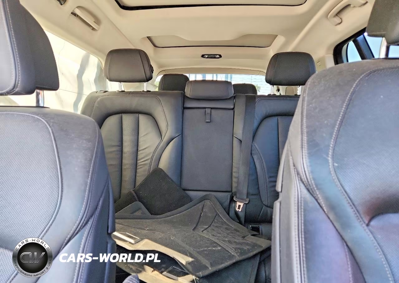 2019 BMW X7 xDrive40I VIN:5UXCW2C55KL089580 - 10