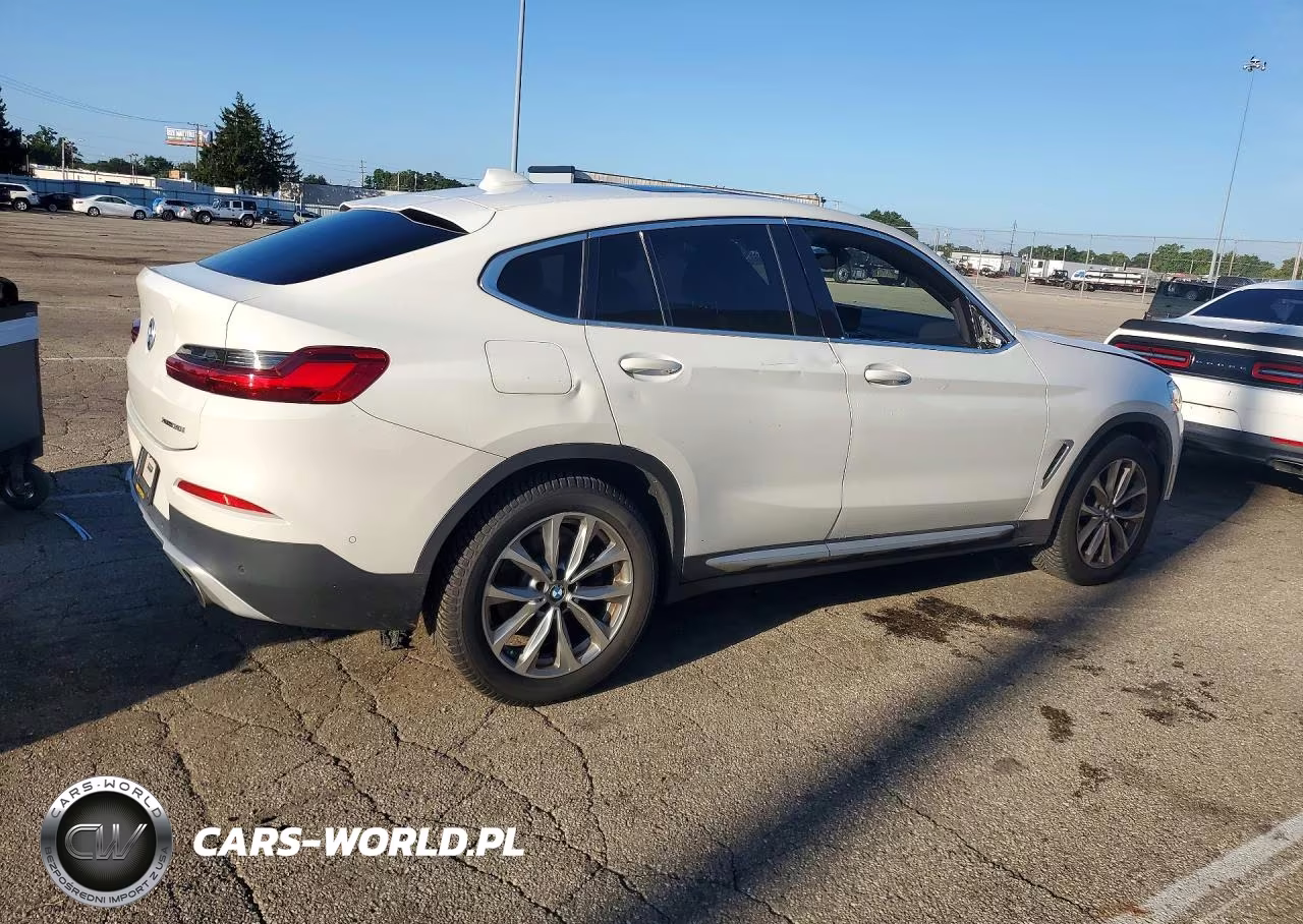 2019 BMW X4 xDrive30I VIN:5UXUJ3C57KLG55072 - 3