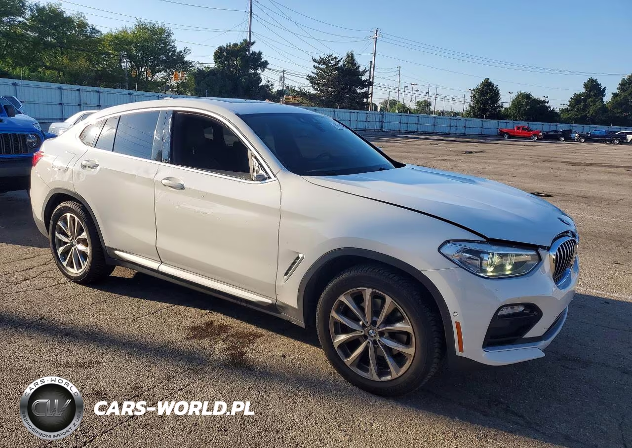 2019 BMW X4 xDrive30I VIN:5UXUJ3C57KLG55072 - 4